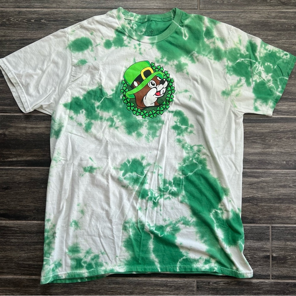 Bucees St Patrick’s tee